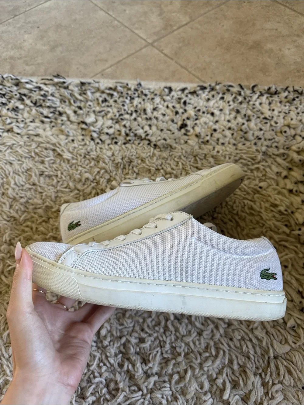 Lacoste shoes - Picture 1 of 7